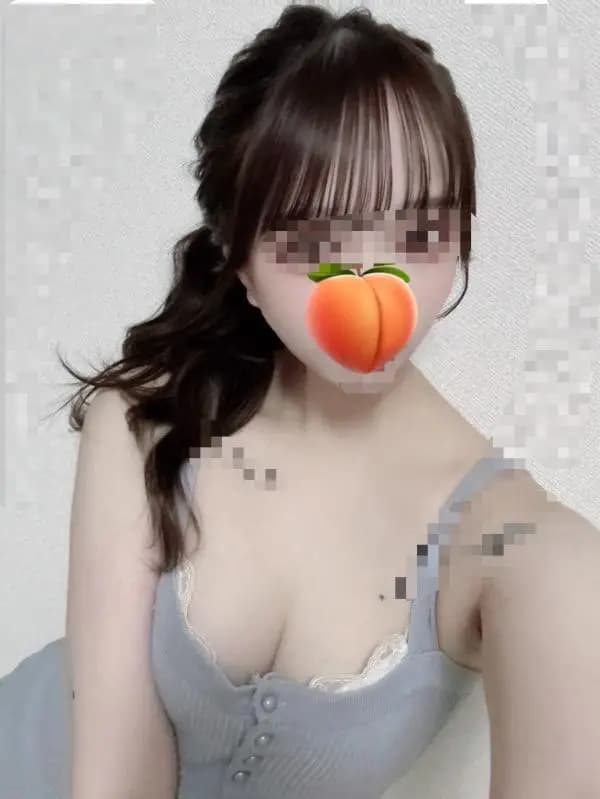 小池ゆみ初桃