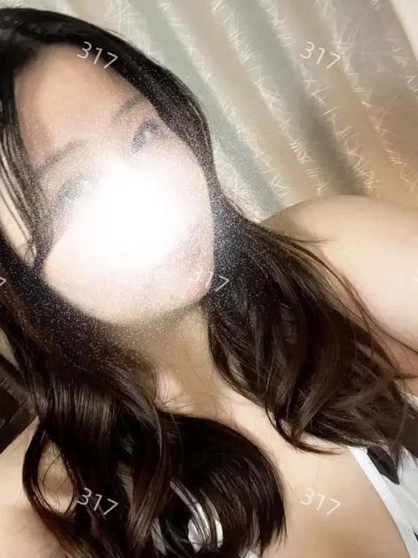 みいなさんのプロフィール｜秋葉原・五反田 メンズエステ｜むちむち彼女
