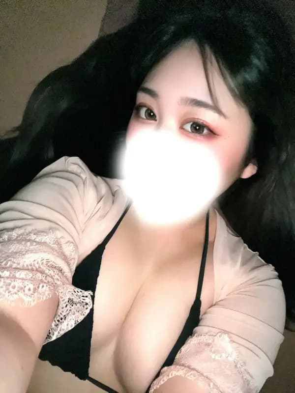 ほのかさんのプロフィール｜秋葉原・五反田 メンズエステ｜むちむち彼女