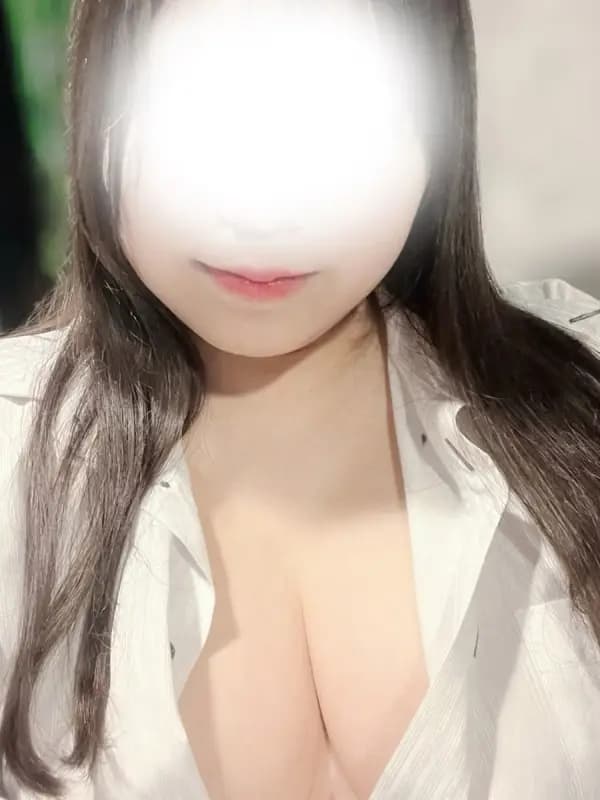あいなさんのプロフィール｜秋葉原・五反田 メンズエステ｜むちむち彼女
