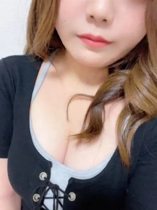 ひかりさんのプロフィール|秋葉原・五反田 メンズエステ|むちむち彼女