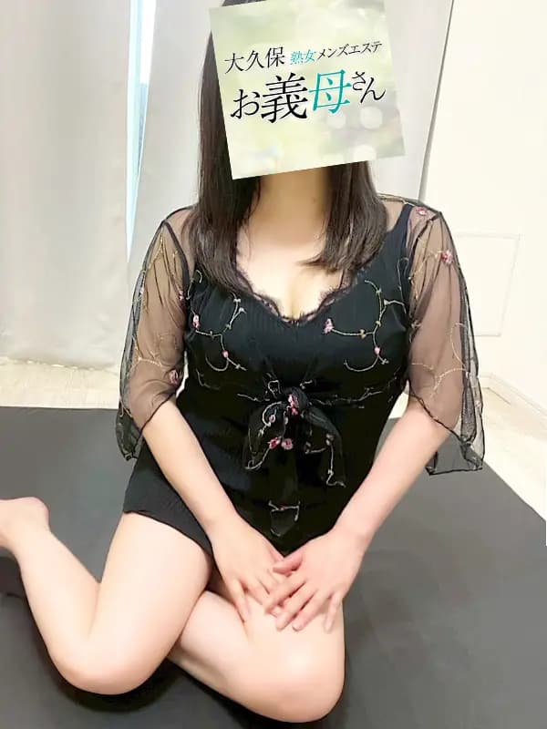 椿さんのプロフィール|50代以上のホスピタリティ|お義母さん大久保店