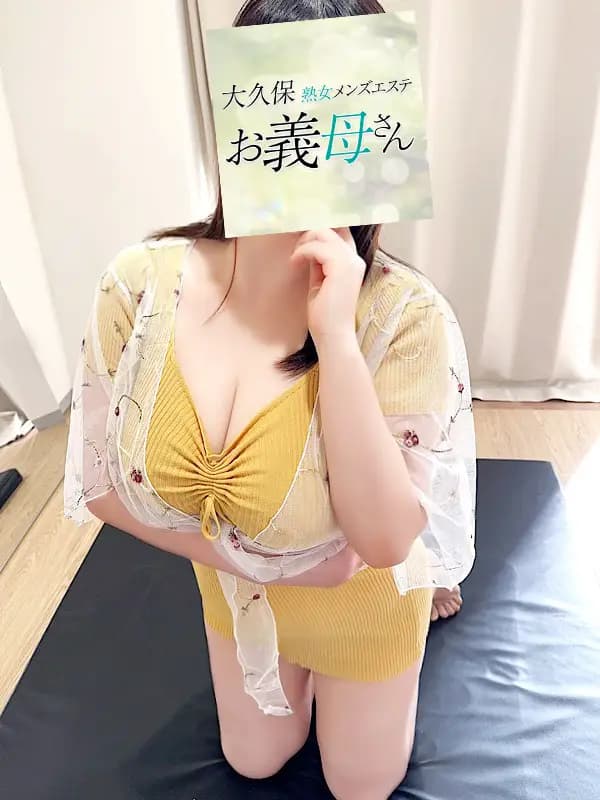 白河さんのプロフィール｜50代以上のホスピタリティ｜お義母さん大久保店