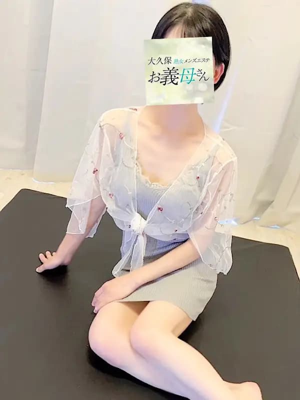 志摩さんのプロフィール|50代以上のホスピタリティ|お義母さん大久保店