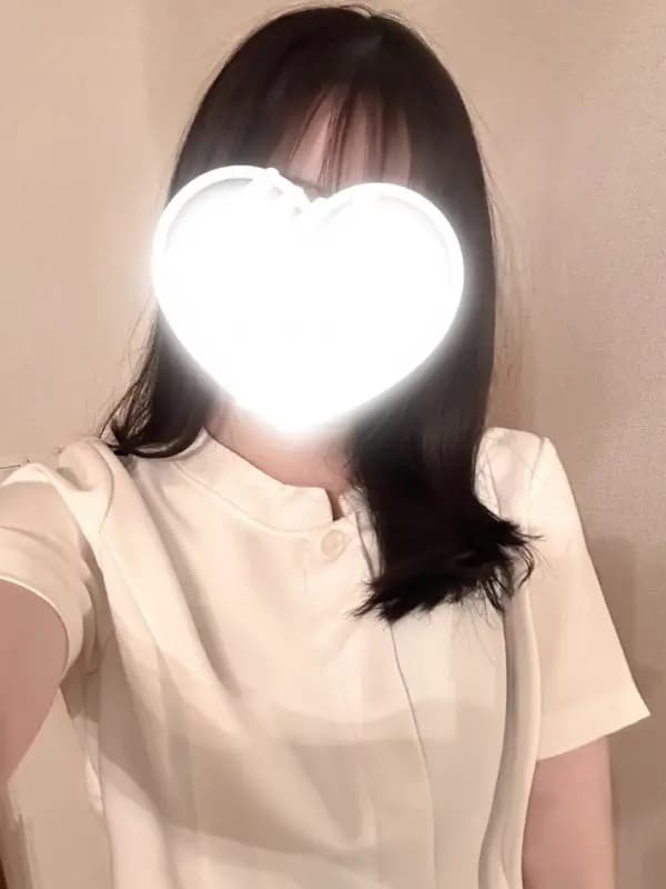 ひなたさんのプロフィール｜新宿 メンズエステ｜Secret Cafe シークレットカフェ