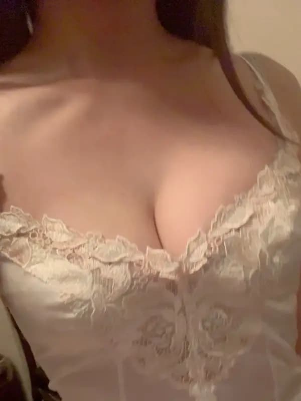 姫野 すずさんのプロフィール|蒲田メンズエステ 30代40代人妻・熟女専門店|Sumire Spa(スミレスパ)