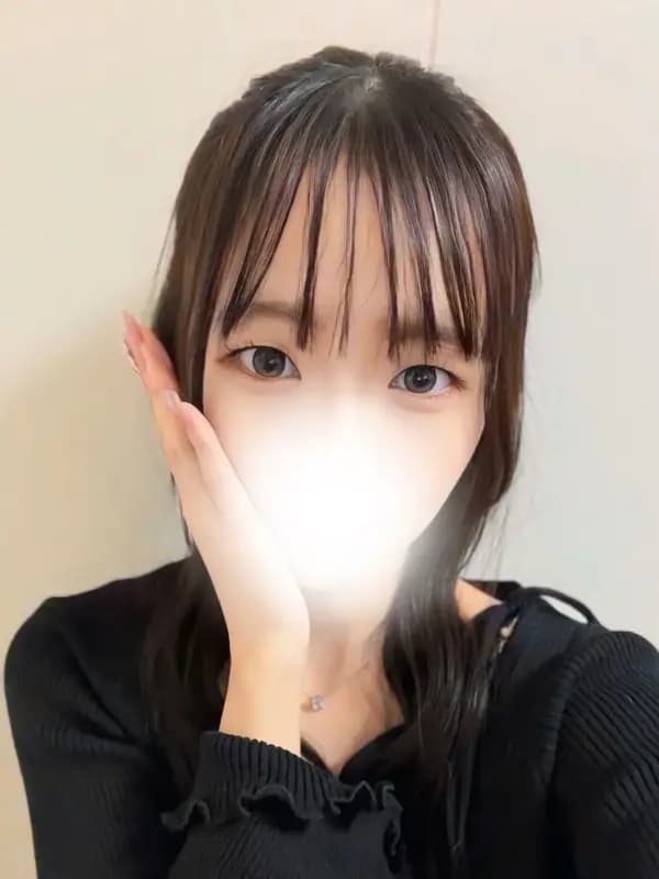 橘ひな