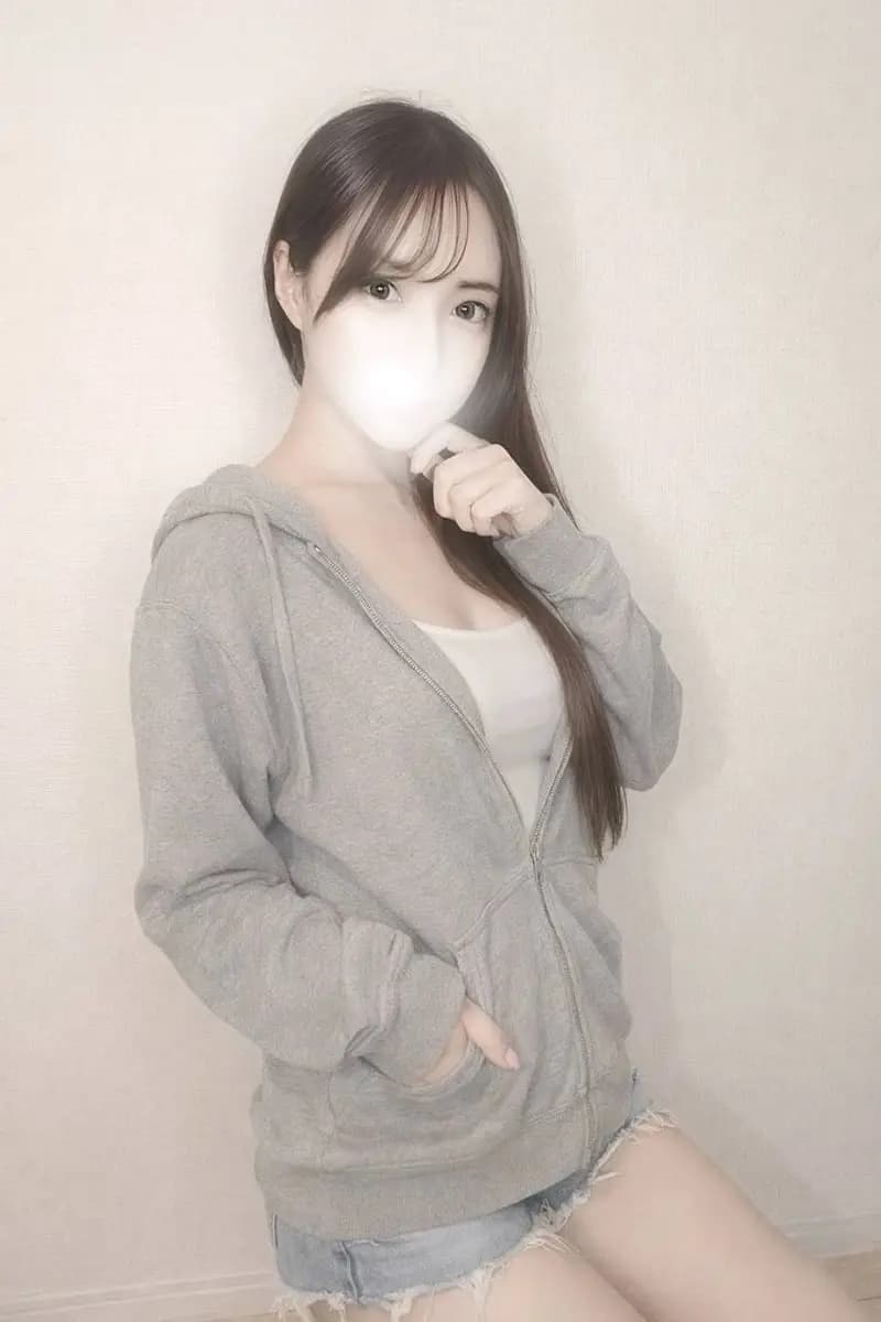 生駒みおな プロフィール|下北沢・笹塚 メンズエステ 『椿-oil-』