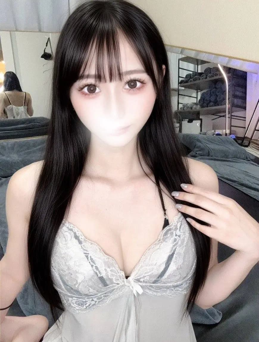 片瀬まゆ プロフィール|下北沢・笹塚 メンズエステ 『椿-oil-』