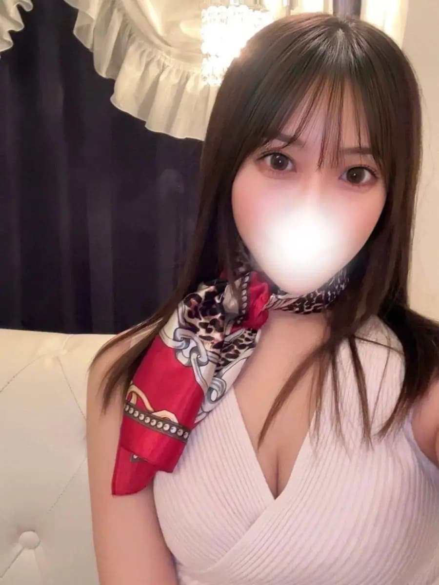 京本かえで プロフィール｜下北沢・笹塚 メンズエステ 『椿－oil－』