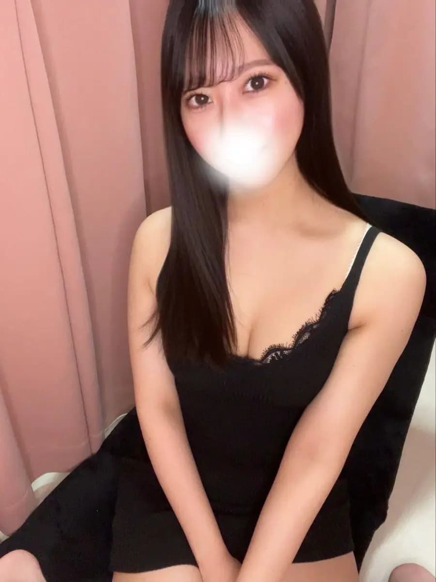 京本かえで プロフィール｜下北沢・笹塚 メンズエステ 『椿－oil－』