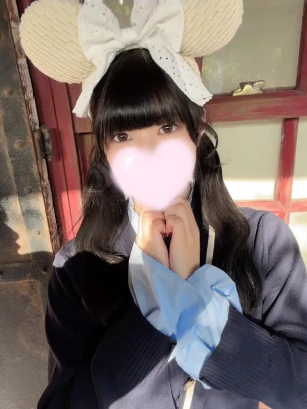 小山くるみさんのプロフィール｜巣鴨・大塚で大人気のメンズエステ｜UNICON