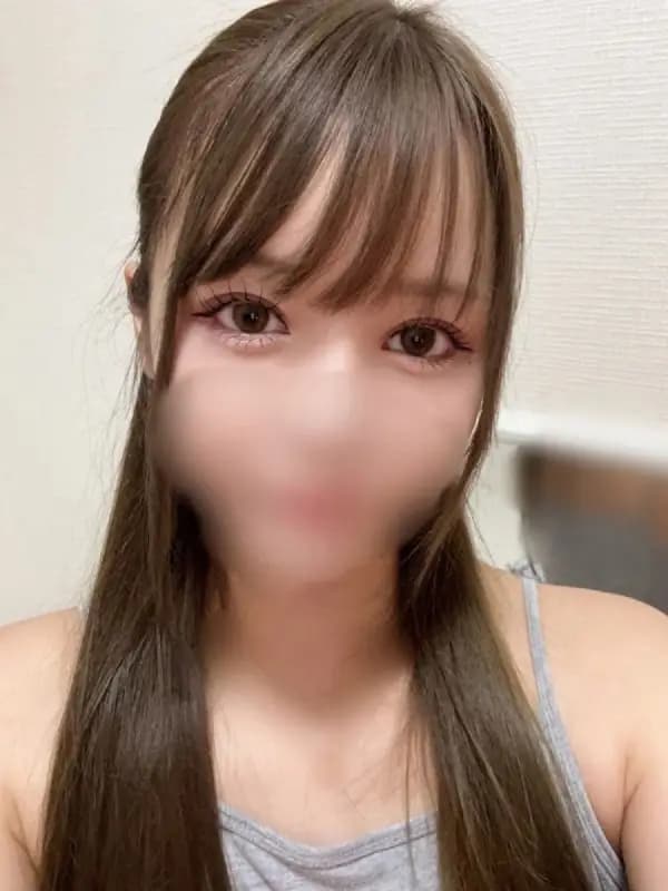 朝比奈みい（あさみなみい）