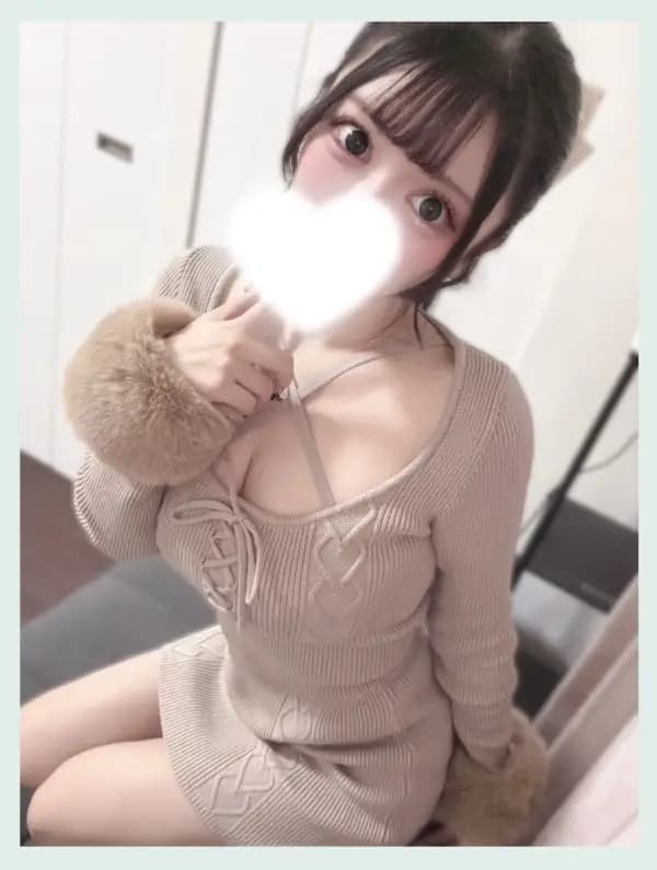 りりSSS級のプロフィール|愛知県名古屋市丸の内のメンズエステ「Merengue(メレンゲ)」