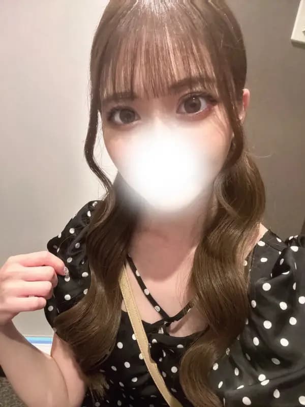 白川　ゆいなさんのプロフィール｜亀戸・福生 メンズエステ｜VERMOUTH