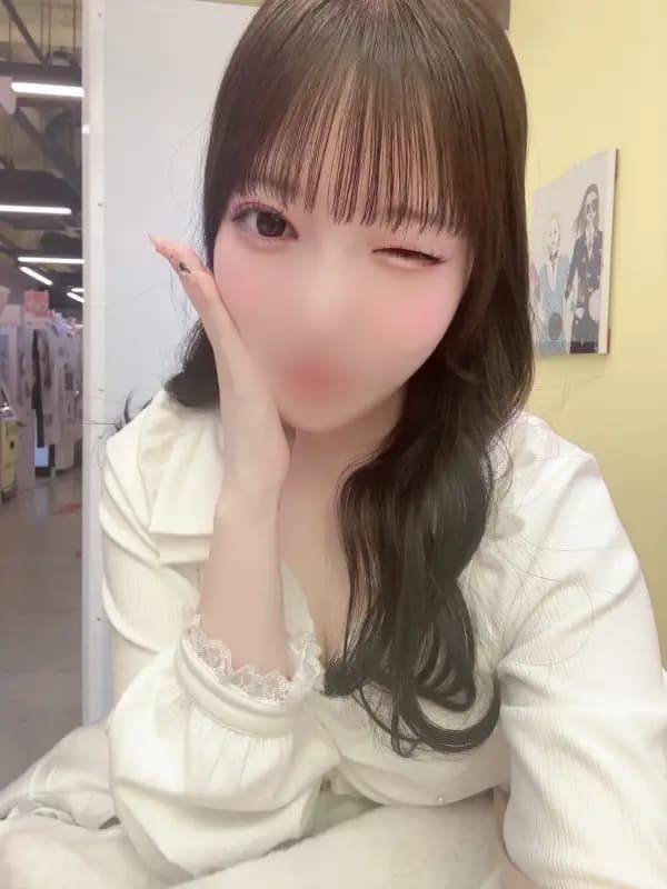 星野　えみるさんのプロフィール｜亀戸・福生 メンズエステ｜VERMOUTH