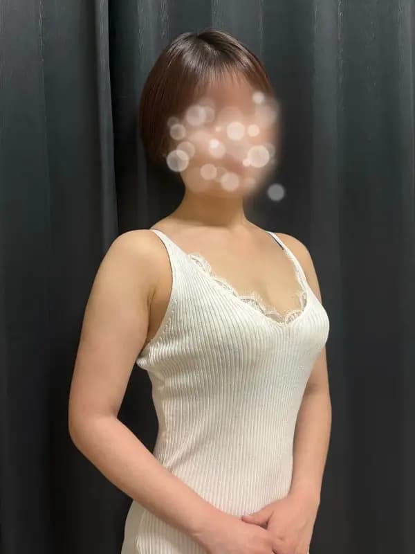 ゆりさんのプロフィール｜「予測を裏切る、没入体験～DOPA〜」｜中野・吉祥寺 メンズエステ DOPA（ドーパ）