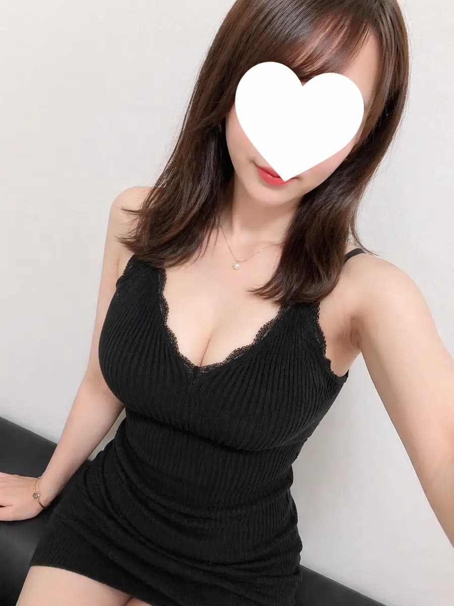 ゆいな プロフィール|福井 メンズエステ 『Salon de Venus(サロンドヴィーナス)』