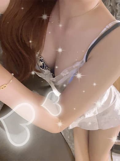 莉々(りり)プロフィール｜福岡 博多 メンズエステ『vivienne -ヴィヴィエンヌ-』