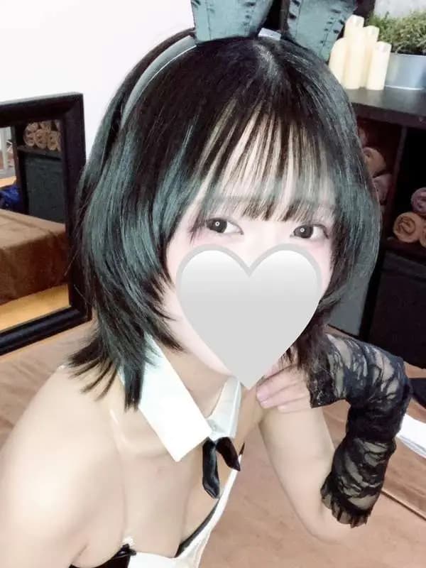 Shiho(シホ)のご紹介│横浜のメンズエステ PLAY BOY CLUB(プレイボーイクラブ)
