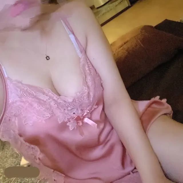 りみ | 女性詳細 | 久喜西口 メンズエステ 完全個室型プライベートサロン 「エステティシャンの彼女」