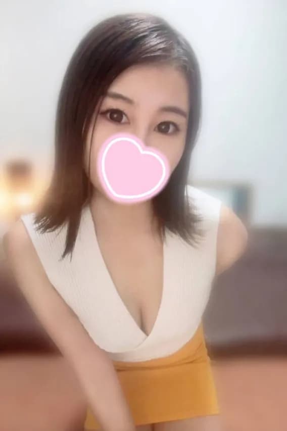 リリカ | 女性詳細 | 久喜西口　メンズエステ　完全個室型プライベートサロン 「エステティシャンの彼女」