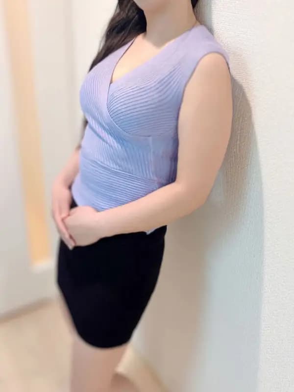 瞳　ひとみのご紹介│神戸 三宮 元町 西宮 明石 加古川 姫路のメンズエステ ミセスムーンＲ神戸店
