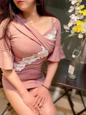 奈津子　なつこのご紹介│神戸 三宮 元町 西宮 明石 加古川 姫路のメンズエステ ミセスムーンＲ神戸店