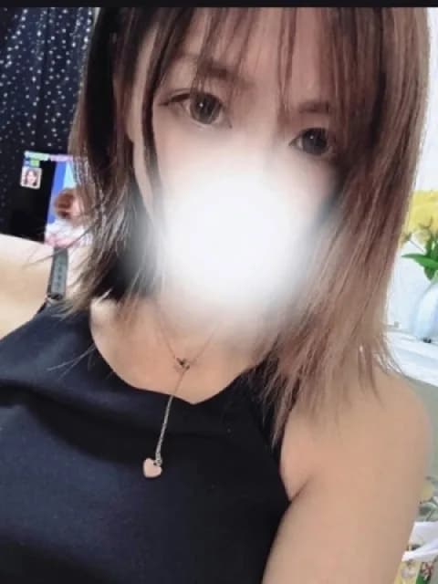ゆりあさんのプロフィール｜新大阪・メンズエステ｜【AMATERAS】 新大阪メンズエステ