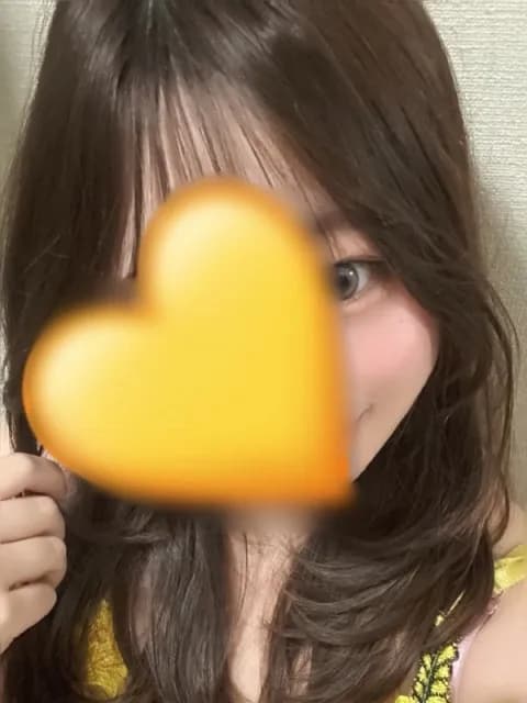 ひなさんのプロフィール｜博多・メンズエステ｜ジラフ