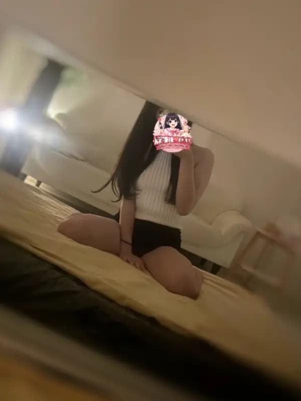 比嘉さくらさんのプロフィール｜こっそり通いたい、大人の休憩室｜放課後♡バイト