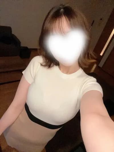 めい のプロフィール | さくらspa | 完全個室のメンズエステです。出張も可能♪