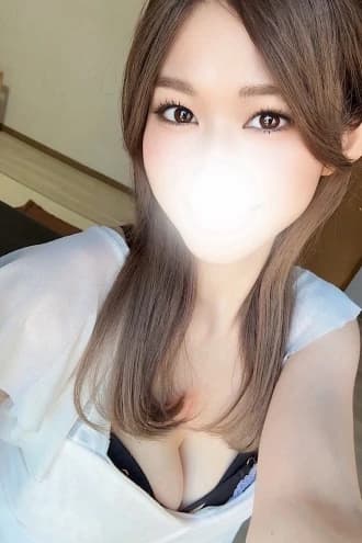 名古屋・栄の完全個室メンズエステ｜Roseana-ロゼアナ-【セラピスト募集中】  せりな