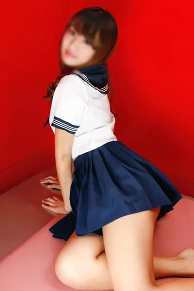 まこ(18)｜プロフィール｜いちゃいちゃ恋愛エステlove+｜メンズエステ｜ラブプラス池袋店