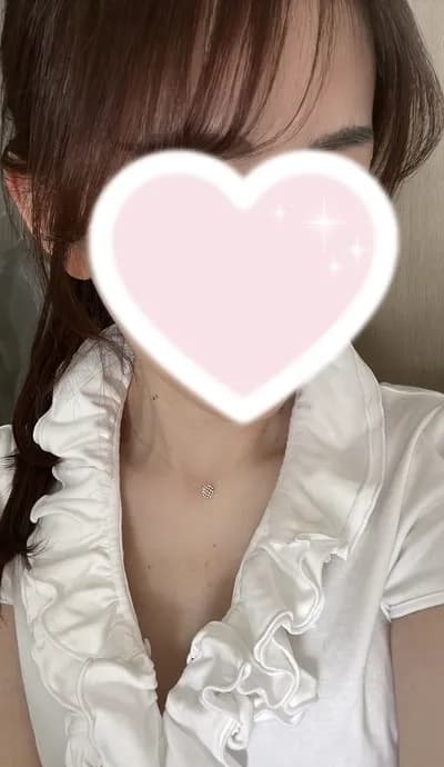 ベルタ サローネ | 奈々 のプロフィール | 久留米アロマエステ