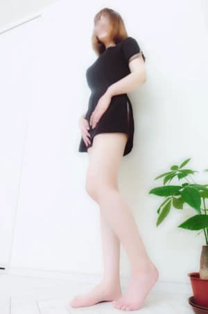 VIXIE | ゆず♡レア出勤スレンダー美女【SWEET】 のプロフィール | 福岡メンズエステ