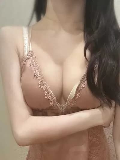 めい のプロフィール | 博多メンズエステ Rubino