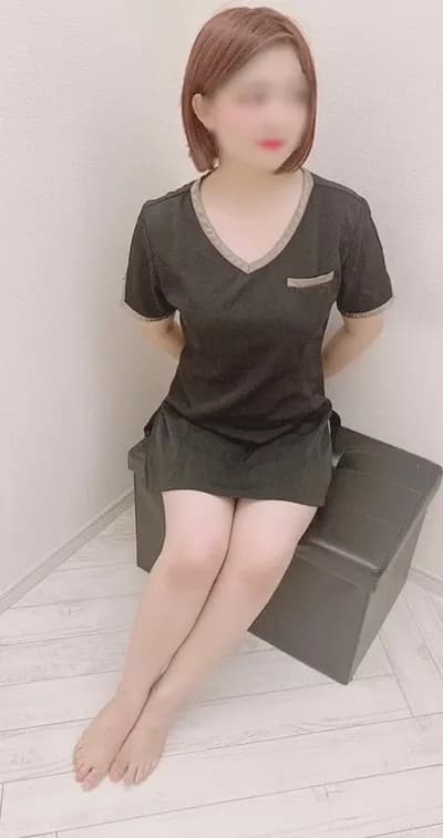VIXIE | とおる♡,色白,,Hカップ,,,【ＶＩＰ】 のプロフィール | 福岡メンズエステ