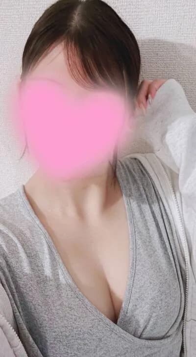 ZOOM　南草津駅前ルーム | つむぎ のプロフィール | 滋賀メンズエステ