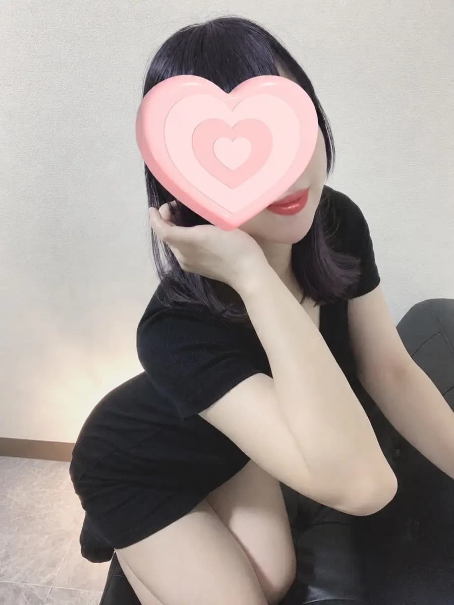 ちさと プロフィール｜石川 金沢 メンエス『金沢メンズエステ Lush ＆ Hush』
