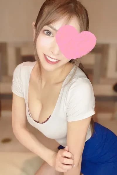新川 ゆみ