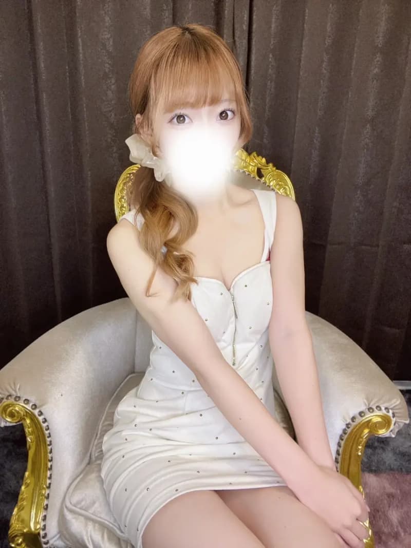 有栖 ゆあ