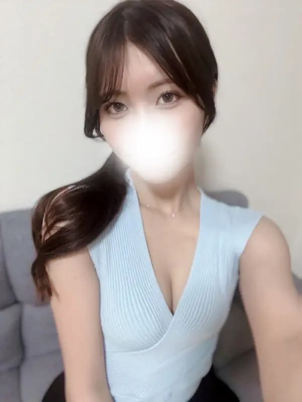 みいな