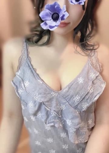 涼葉なな