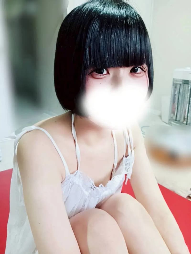 にこ
