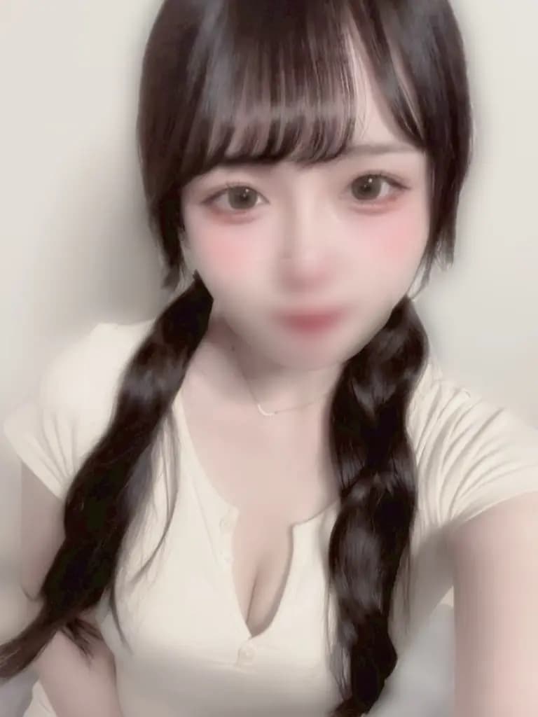 吉岡あいな