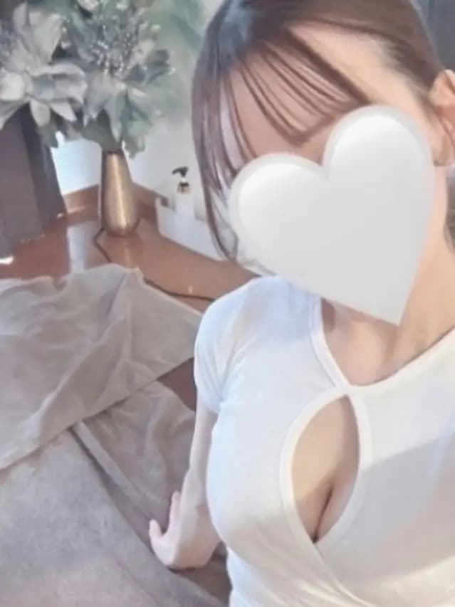 愛沢 もか