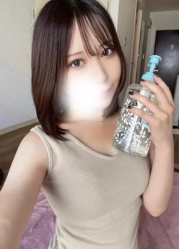 愛染リカ