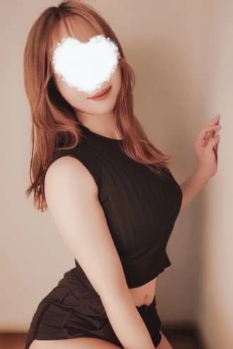 椿ゆりあ