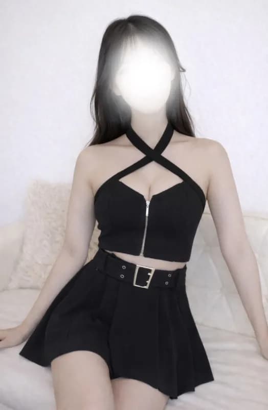 綾瀬ひな